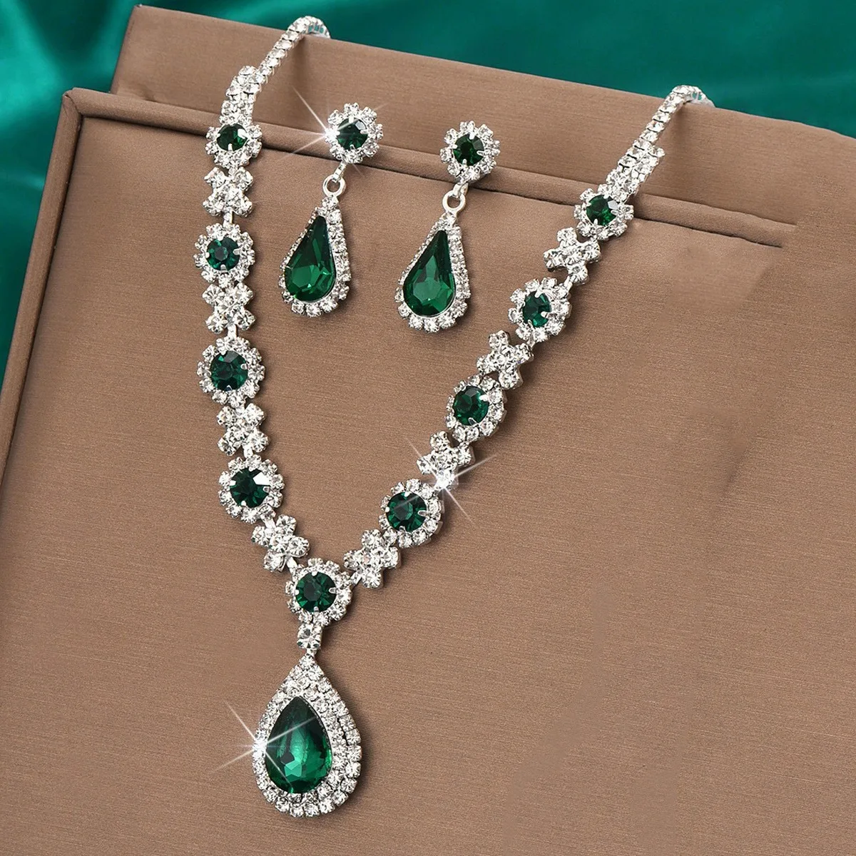 3 pieces of women's crystal droplet necklace with earrings set for wedding evening dress accessories - Image 4